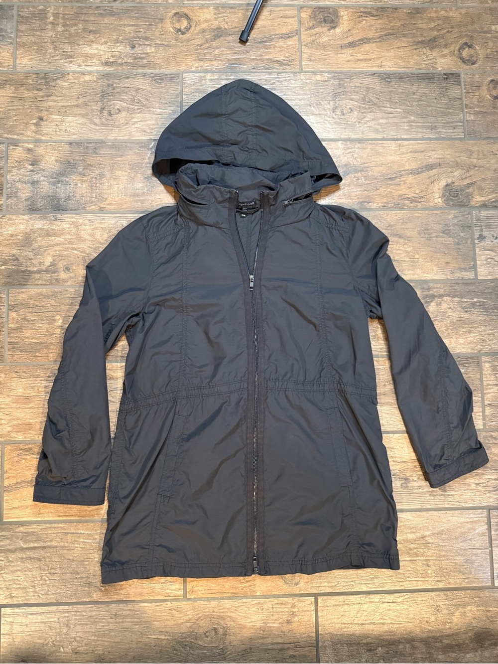 Eileen Fisher lightweight hooded anorak lightweight jacket- gray
